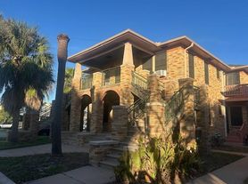 2428 Avenue N St, Galveston, TX