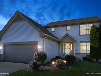 390 Winding Canyon Way, Algonquin, IL, 60102