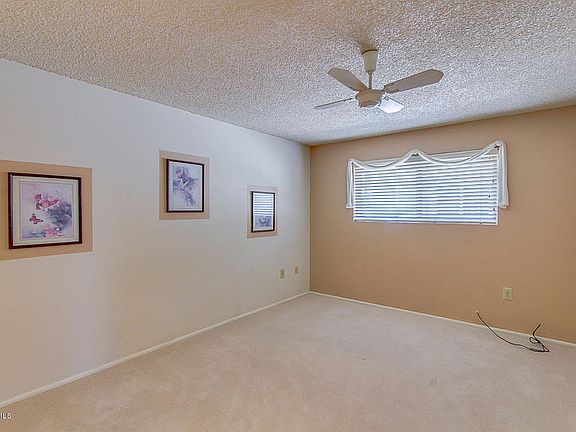 3rd image of 9907 W Kingswood Cir
