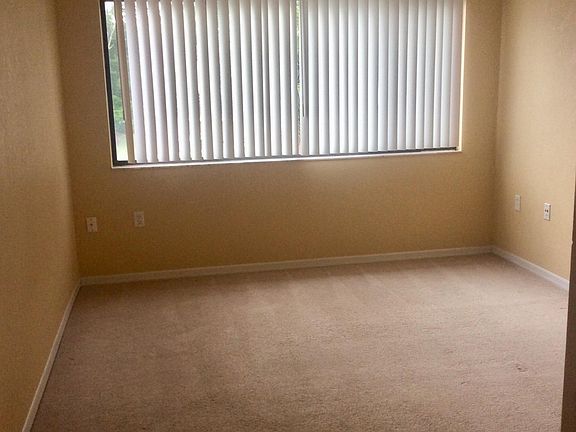 4th image of 5101 Ernst Ct