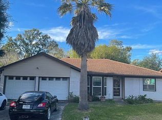 406 Travis St, Webster, TX 77598