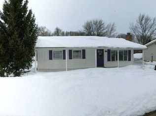 220 Lincolnway Dr, York, PA 17408