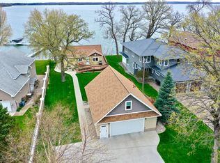 223 Lake Ave S, Spicer, MN 56288