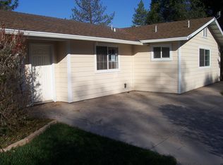 39599 Highview Dr, Oakhurst, CA