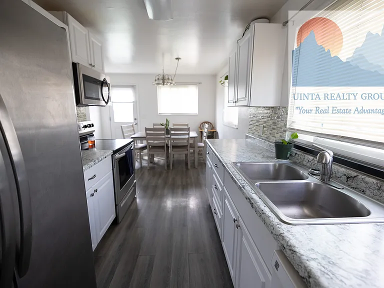 280 Tomahawk Dr — Photo 5