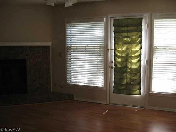4th image of 3227 Regents Park Ln Unit F