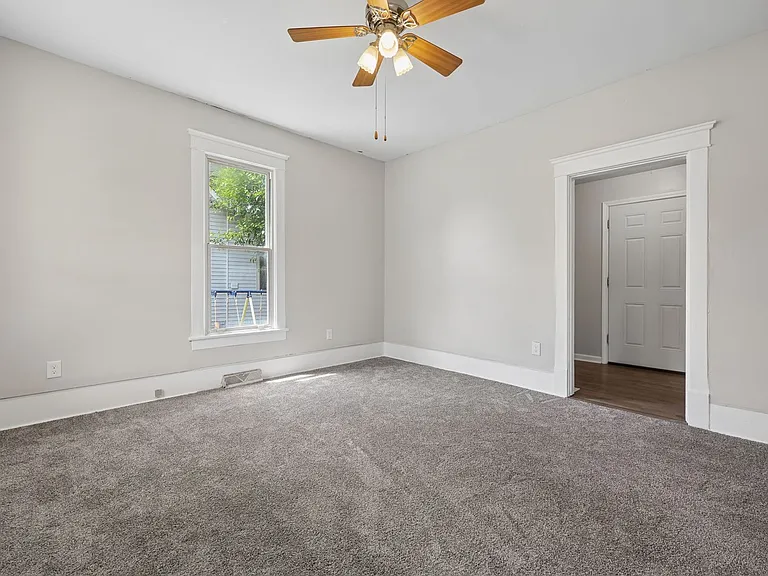 191 S Williams St — Photo 5