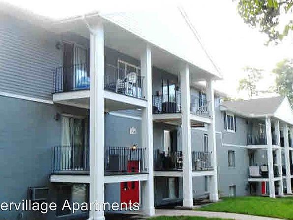 2nd image of 80 Country Manor Ln APT A