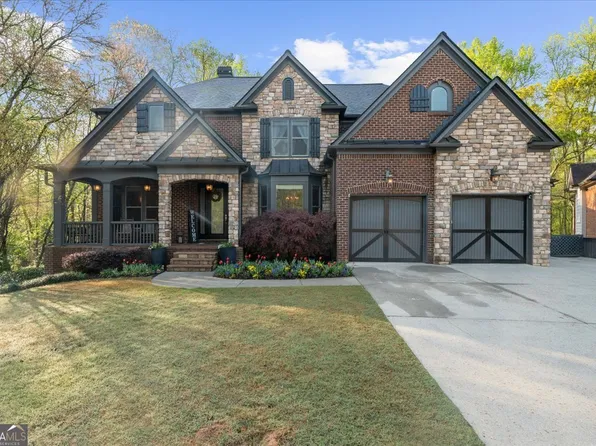 1715 Spartan Ln, Hoschton, GA 30548