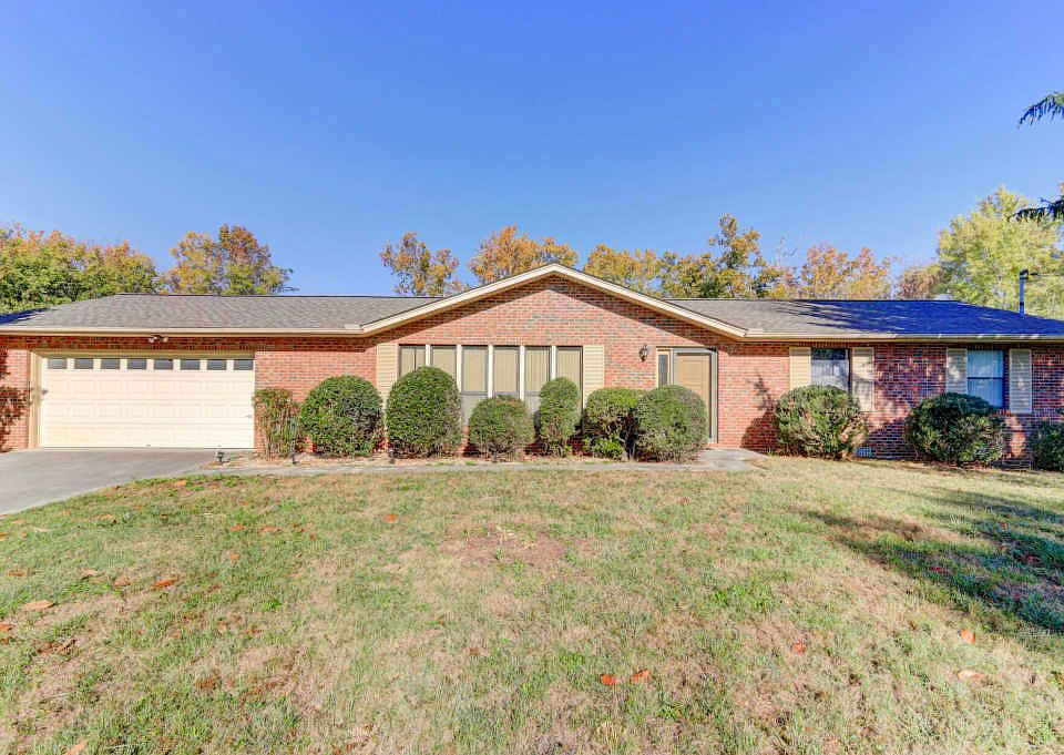 1st image of 10513 Plum Creek Dr