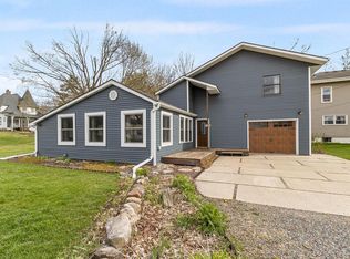 108 E Mill St, Poynette, WI 53955