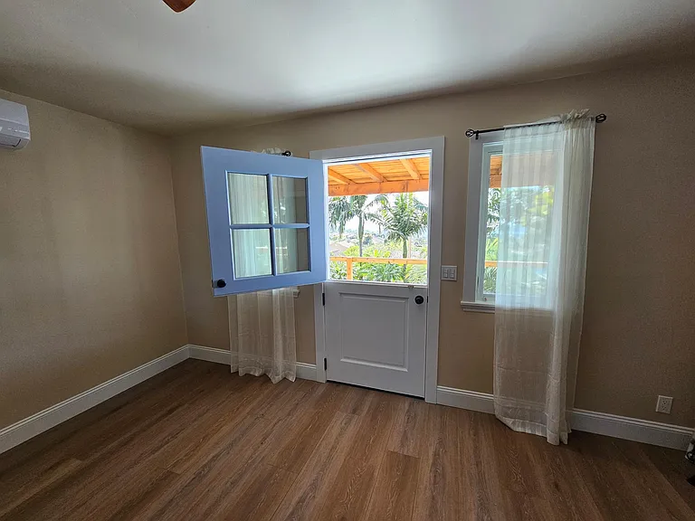 Highland Dr — Photo 12