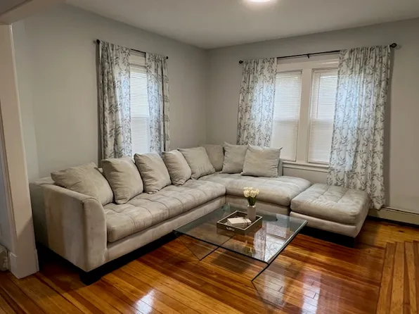 41-43 Washburn St #41, Taunton, MA 02780