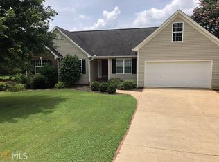 347 Kiley Dr, Hoschton, GA 30548