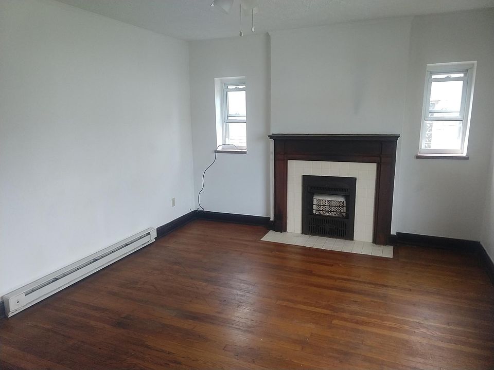 1st image of 927 Central Ave APT 4