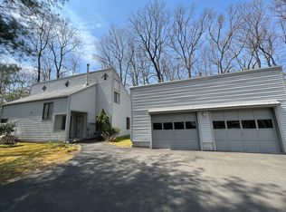 5 Talcott Forest Rd, Farmington, CT 06032