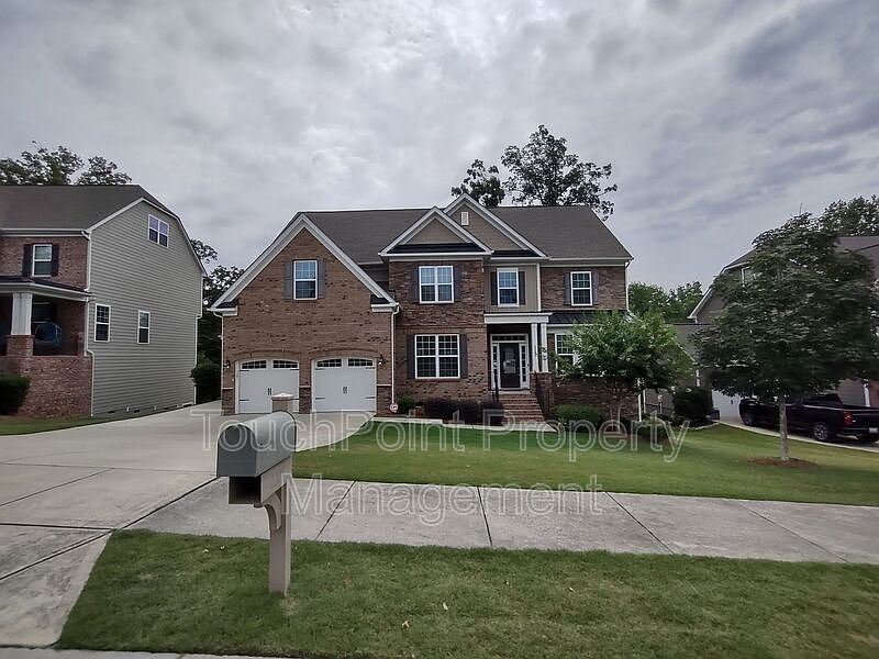 1st image of 2205 Deer Meadows Dr