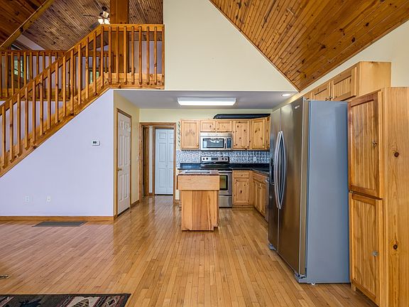 9th image of this home