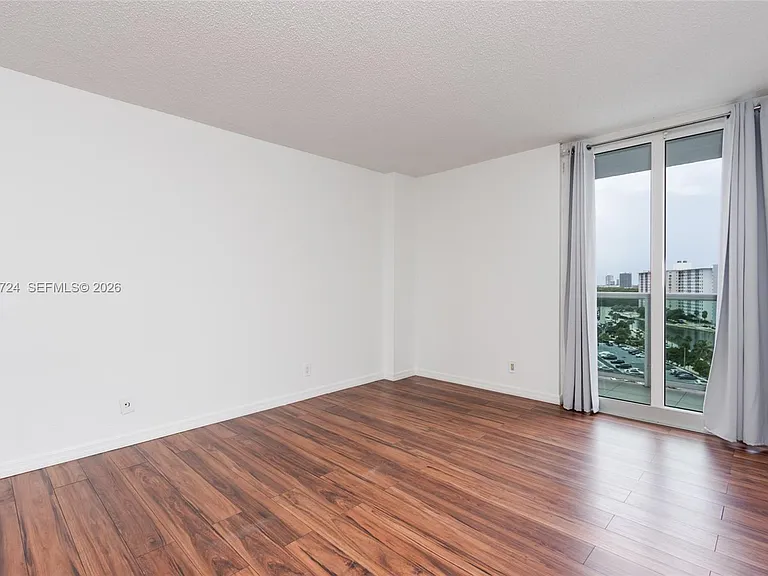 100 Bayview Dr #1102 — Photo 25