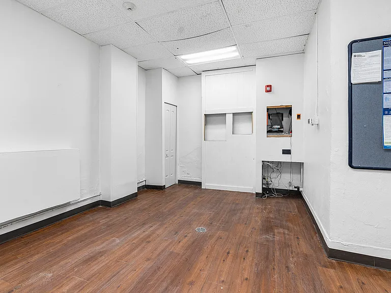 Forest Park Apartments — Photo 29