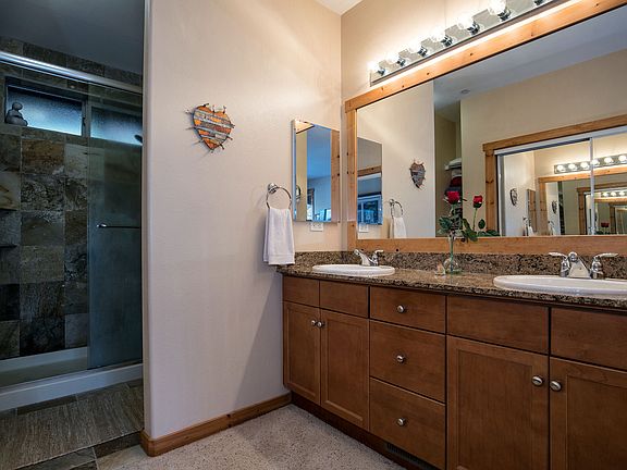 3rd image of 11420 Dolomite Way #44