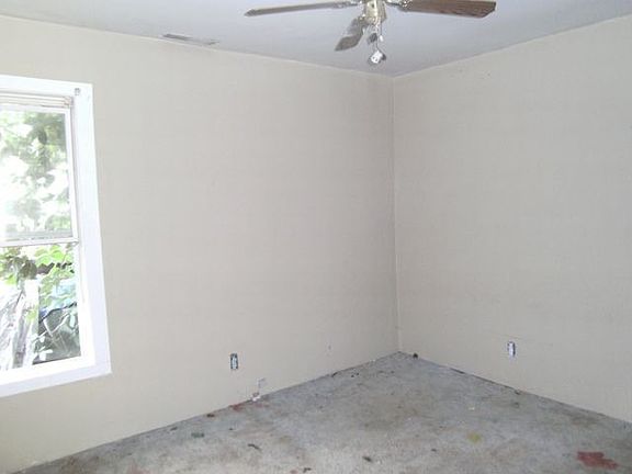 5th image of 1014 Catalpa St