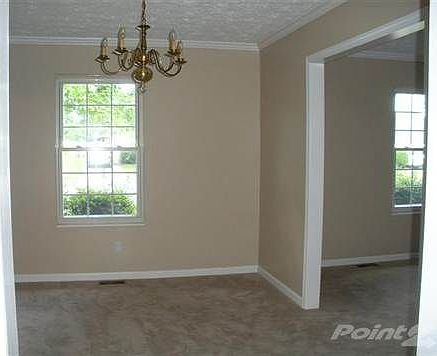 5th image of 578 Buckingham Ln