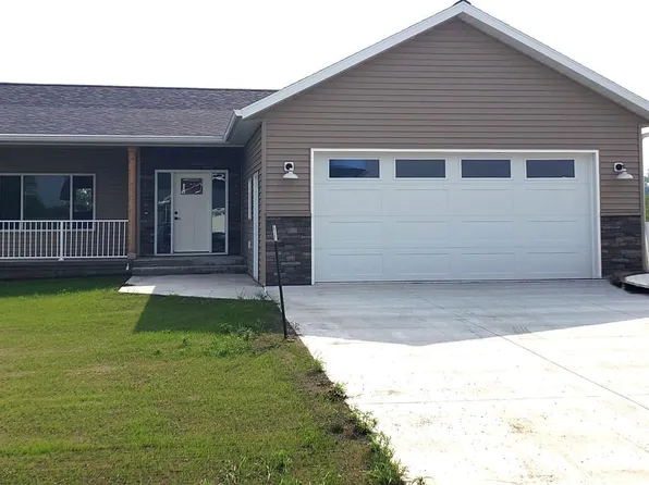 1106 7th Ave NE, Perham, MN 56573