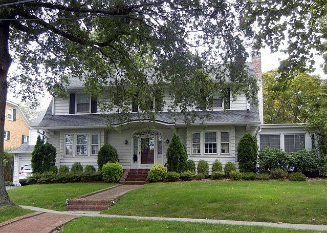 1st image of 111 Beach Ave