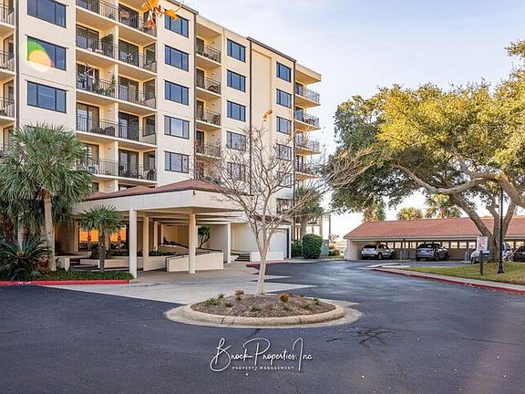 2nd image of 402 Port Royal Way