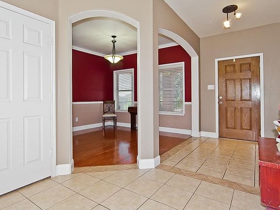 5th image of 3604 Lake Hill Ln