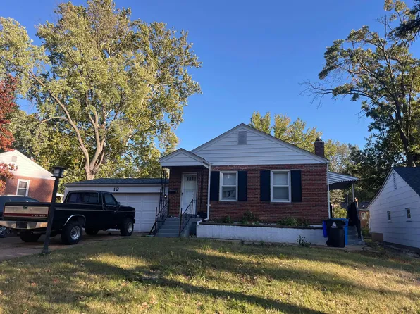 12 Saint Martha Ct, Florissant, MO 63031