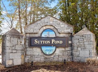 Sutton Pond Condominums, North Andover, MA 01845