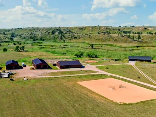 445 Inyan Kara Creek Rd, Upton, WY 82730