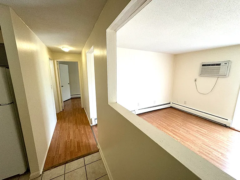 50L English Village Rd #201 — Photo 17