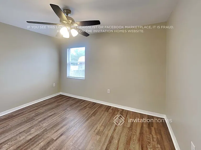 7925 Kaitlin Cir — Photo 11