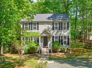 27 Marwood Dr, Palmyra, VA 22963