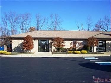 1st image of 60 Marwood Cir