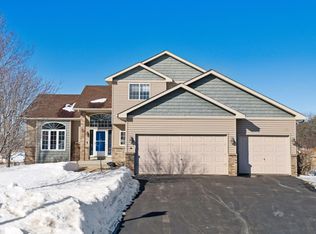 22821 Claire Ct, Rogers, MN 55374