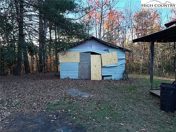 3rd image of 3410 Gragg Price Lane