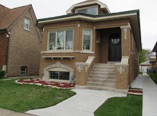 1827 Clinton Ave, Berwyn, IL 60402