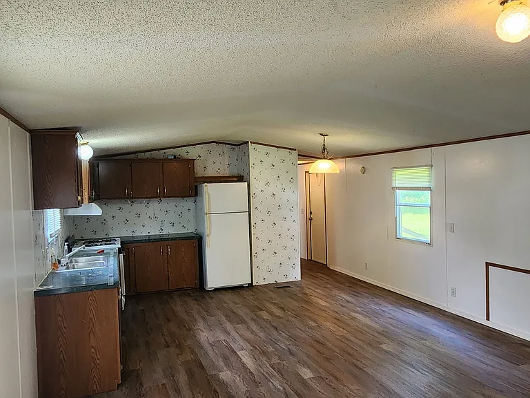17966 W 810th Rd #5 — Photo 3