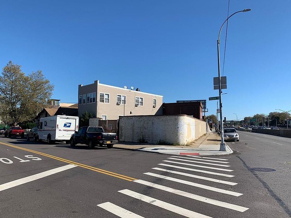 1st image of 2219 Hazen St