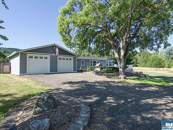 2nd image of 851 McFarland Dr