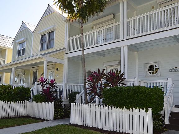 3rd image of 5047 Sunset Village Dr