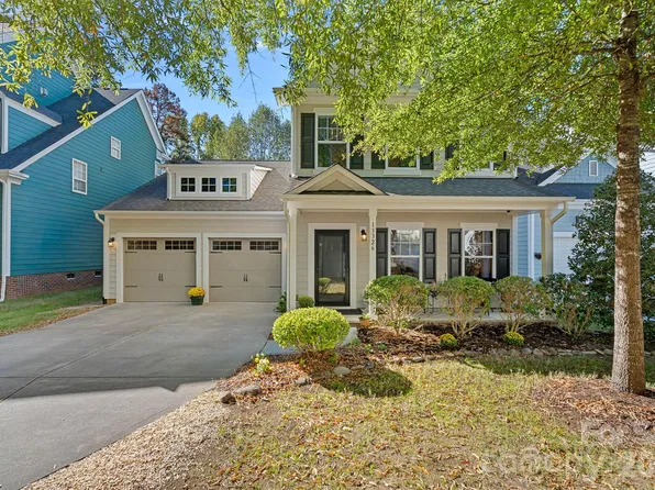 13326 Pierre Reverdy Dr, Davidson, NC 28036