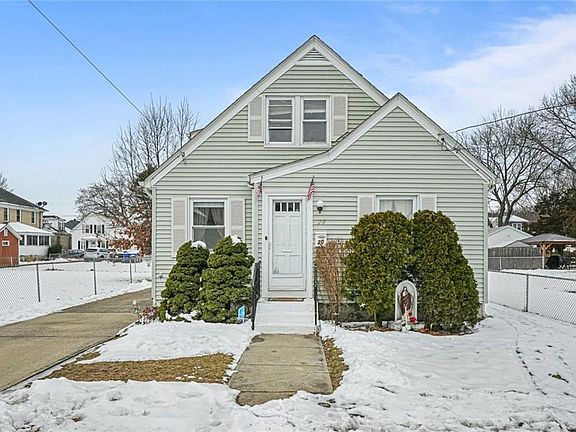 3rd image of 20 Garfield St
