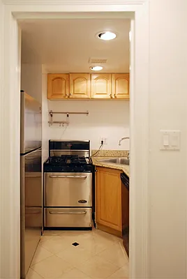 Rented by WAM Partners - William Moses Co. | media 35