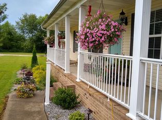 105 Little Creek Cv, Kevil, KY 42053