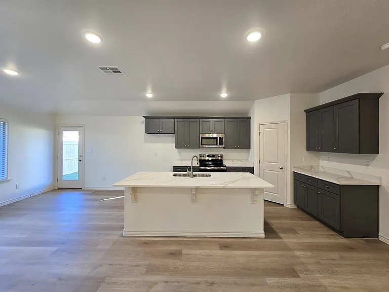 1317 Hogback Way — Photo 4
